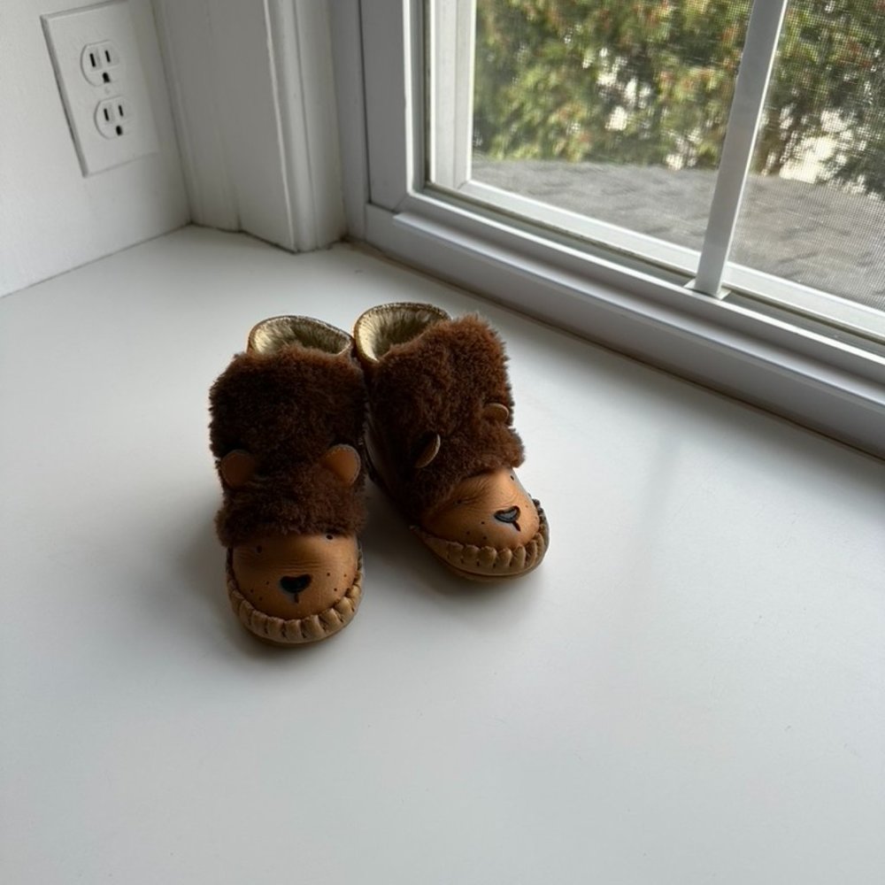 Donje size 4 toddler winter shoes